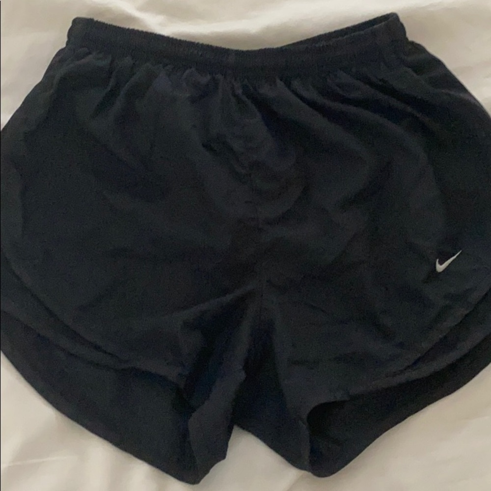 Nike Women’s dry fit  track short